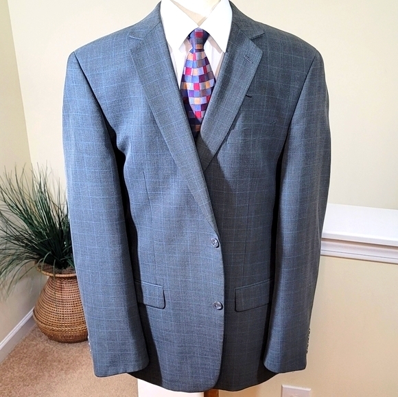 Michael Kors Classic-Fit Suit - Picture 4 of 10